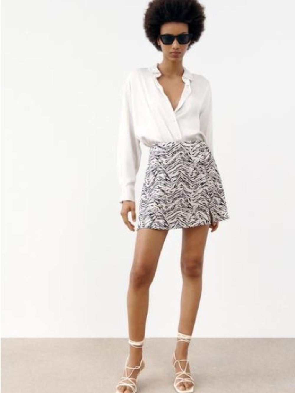 Zara Black and White Zebra-Print Mini Skirt XS